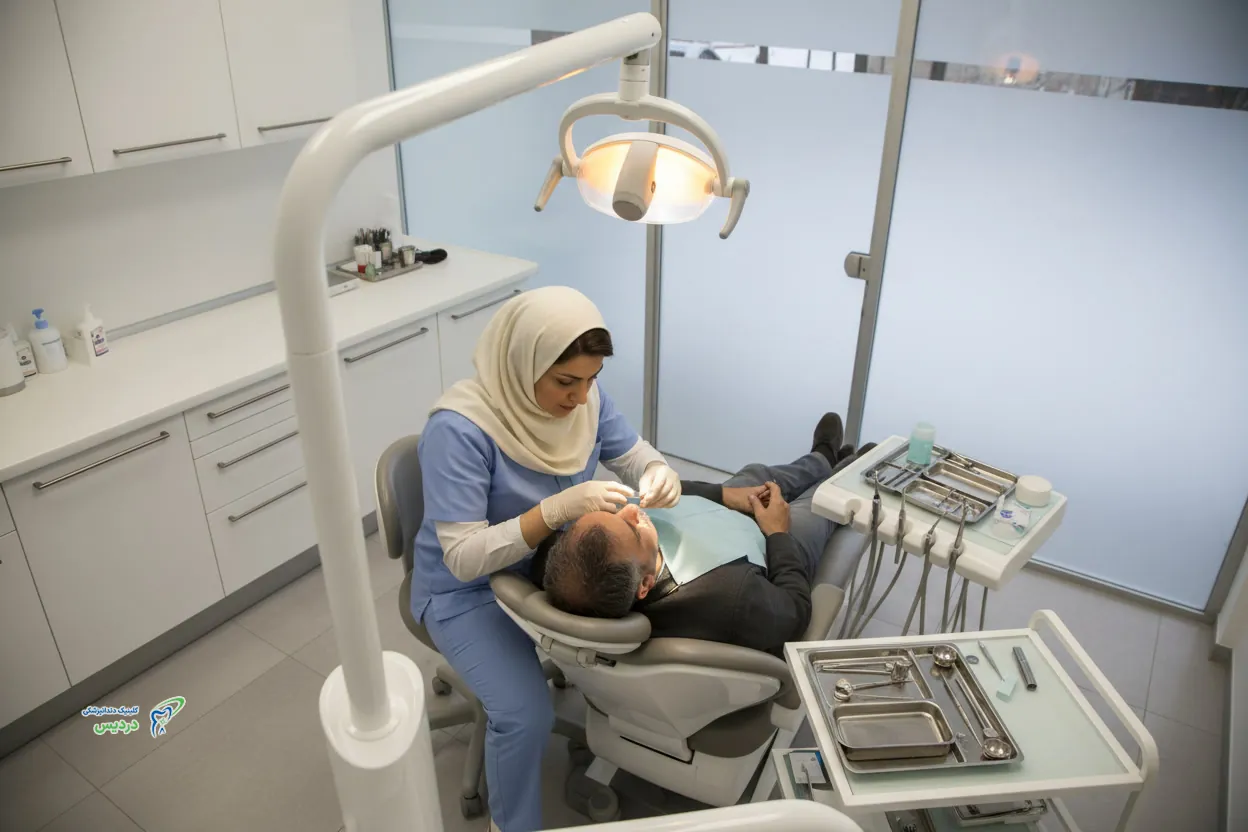 تصویر رادیوگرافی ایمپلنت دندان شکسته