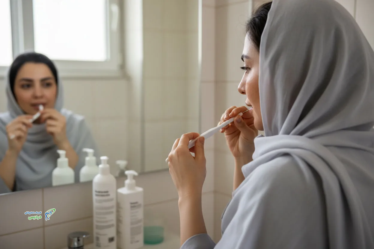 علائم کاهش عمر ایمپلنت و زمان مراجعه به دندانپزشک