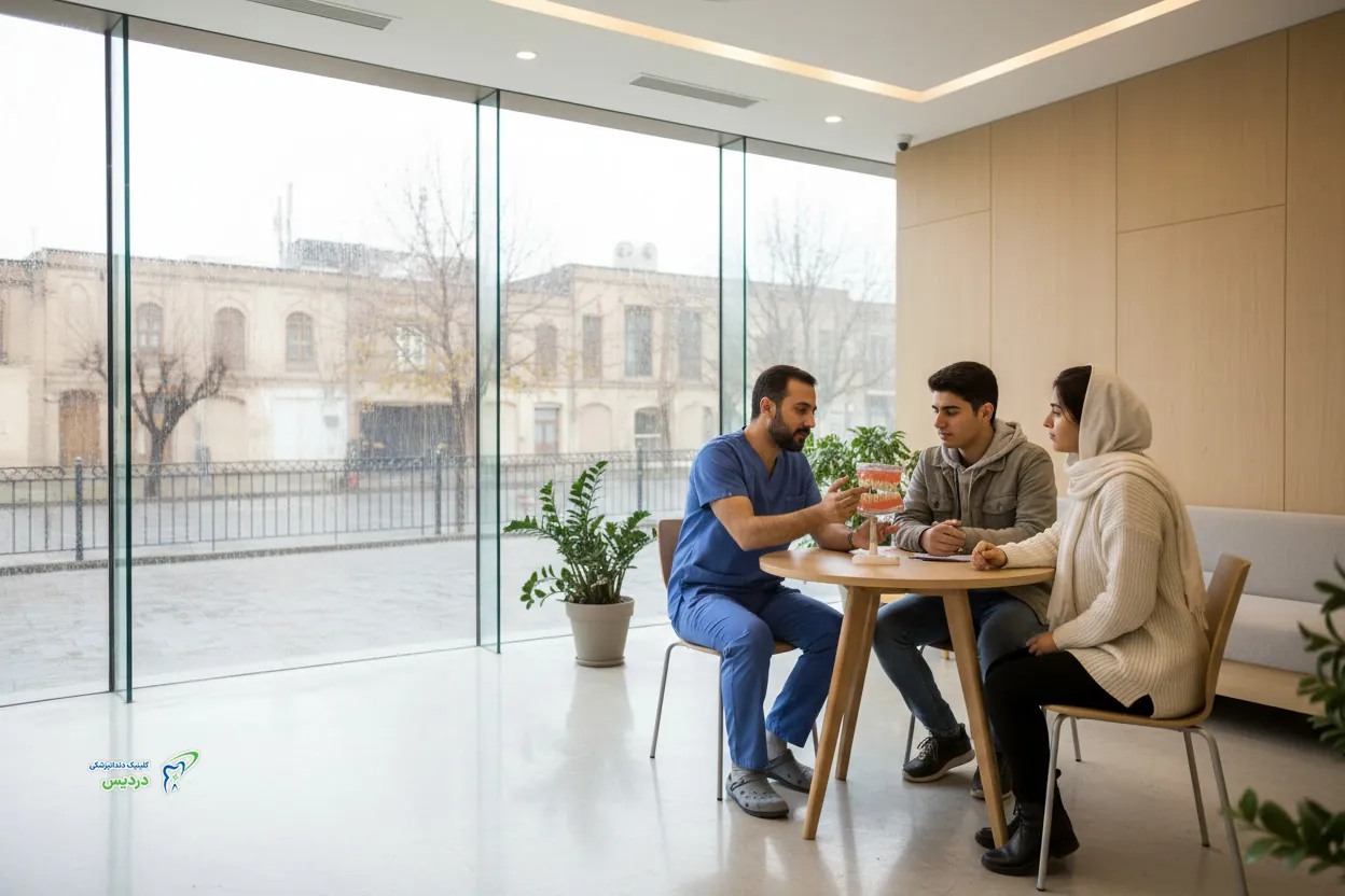 انتخاب بین ایمپلنت یا بریج بر اساس وضعیت استخوان و دندان های کناری